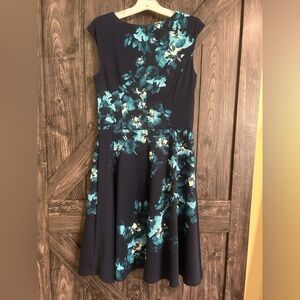 Floral Sleeveless Dress Women’s size 6